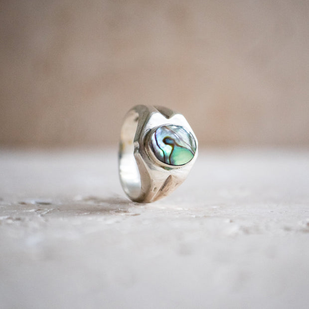 Large Abalone Shell Signet Ring made of 925 Sterling Silver - Mother of Pearl Ring Statement Ring Blue Handmade