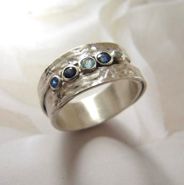 Blue Inlaid Stones Silvered Ring