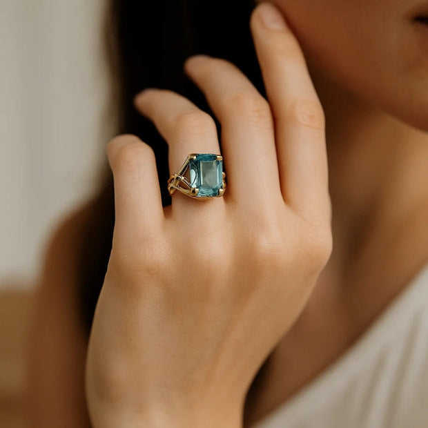 Vintage Rose Gold Blue Zirconia Ring