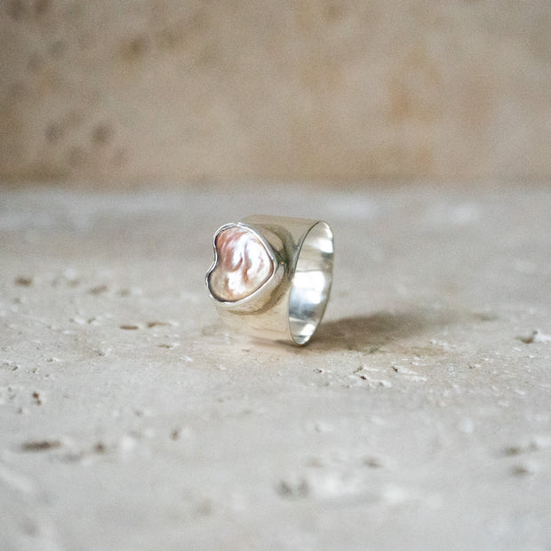 Wide Signet Ring with Heart in 925 Sterling Silver with Natural Freshwater Pearl