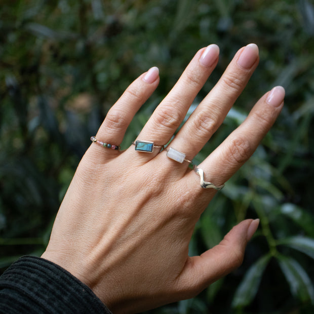 Rainbow Moonstone Square Ring made of 925 Sterling Silver / Moonstone Ring