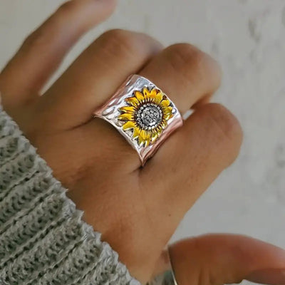 Sunflower Trail Silver Ring