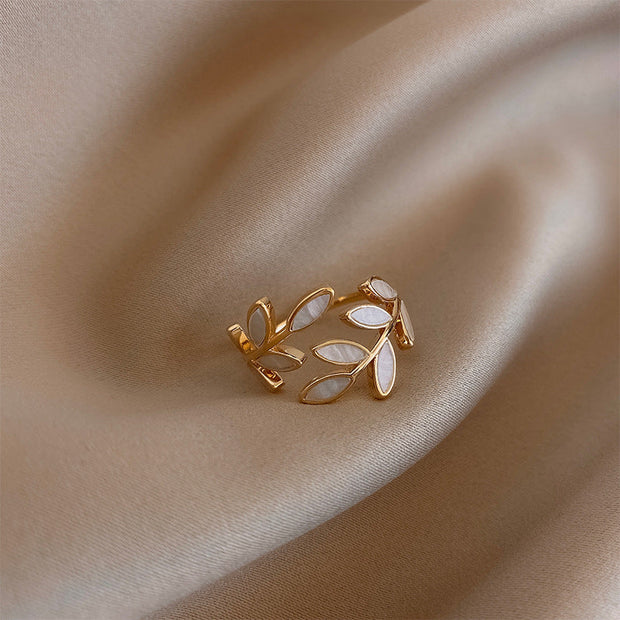 Pure - Elegant White Opal Leaf Ring