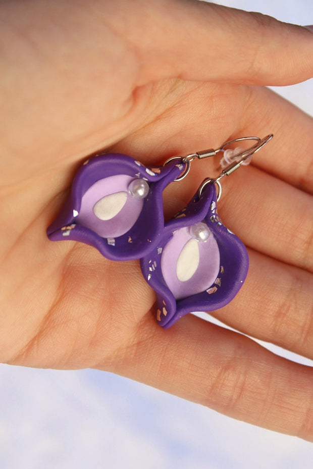 Vulva Earrings – Feminist Statement