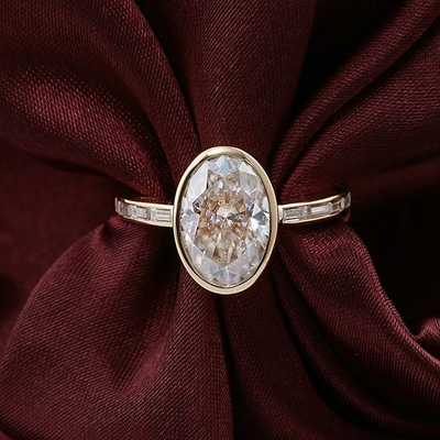 Joy - White Moissanite Ring
